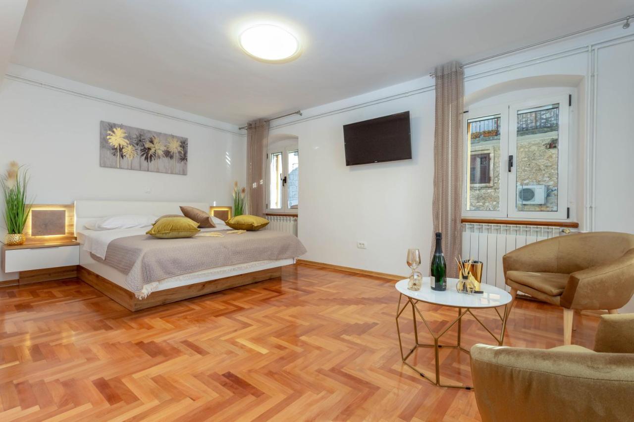 Deluxe Dreamy Room In The Center Of Hvar With Sea View Hvar Town Luaran gambar