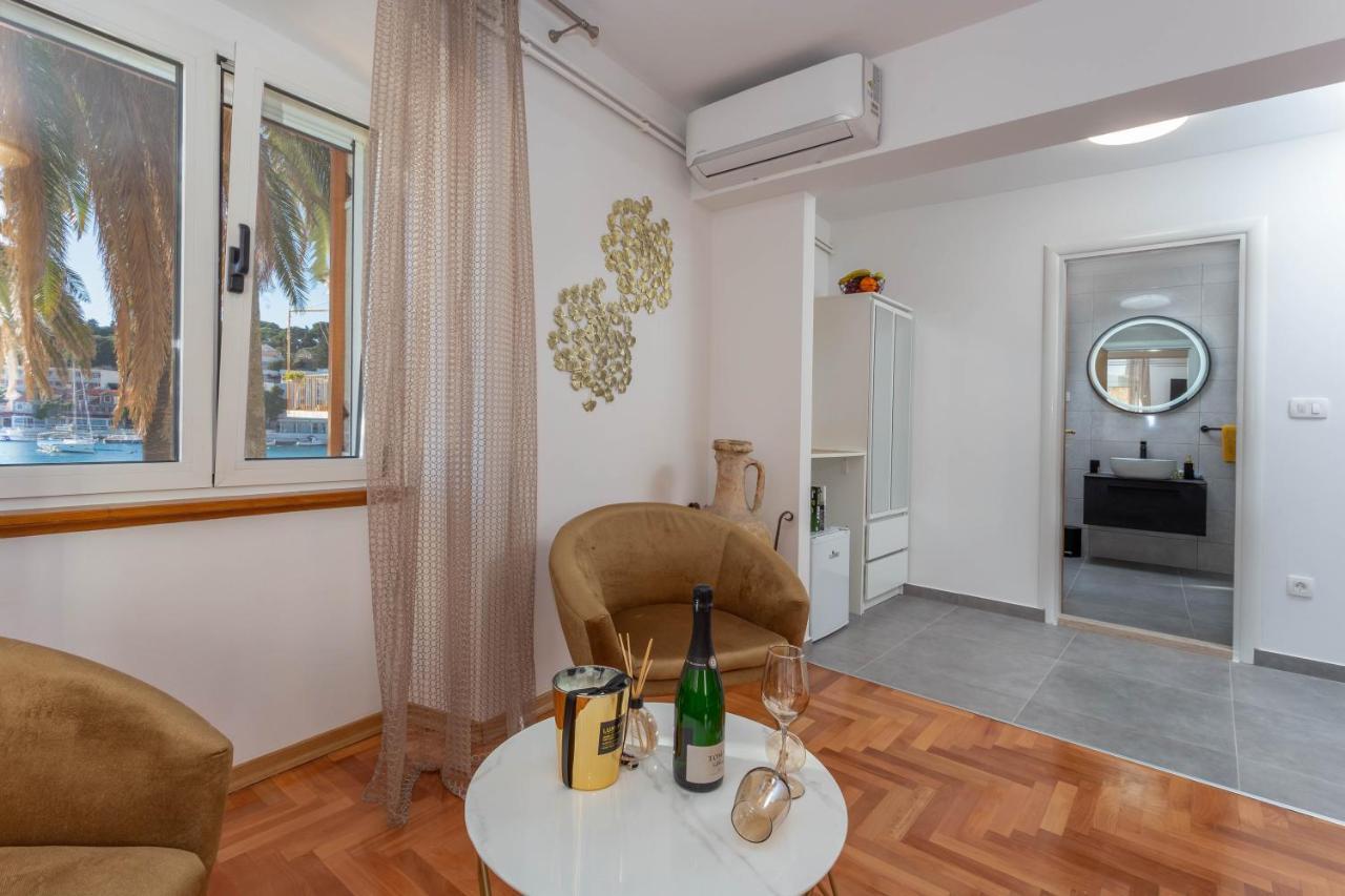 Deluxe Dreamy Room In The Center Of Hvar With Sea View Hvar Town Luaran gambar