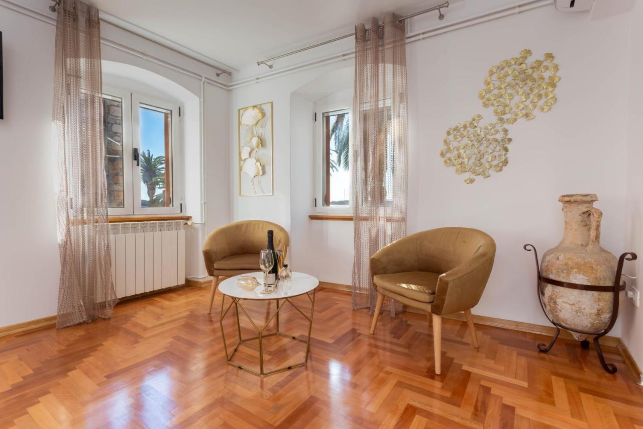 Deluxe Dreamy Room In The Center Of Hvar With Sea View Hvar Town Luaran gambar