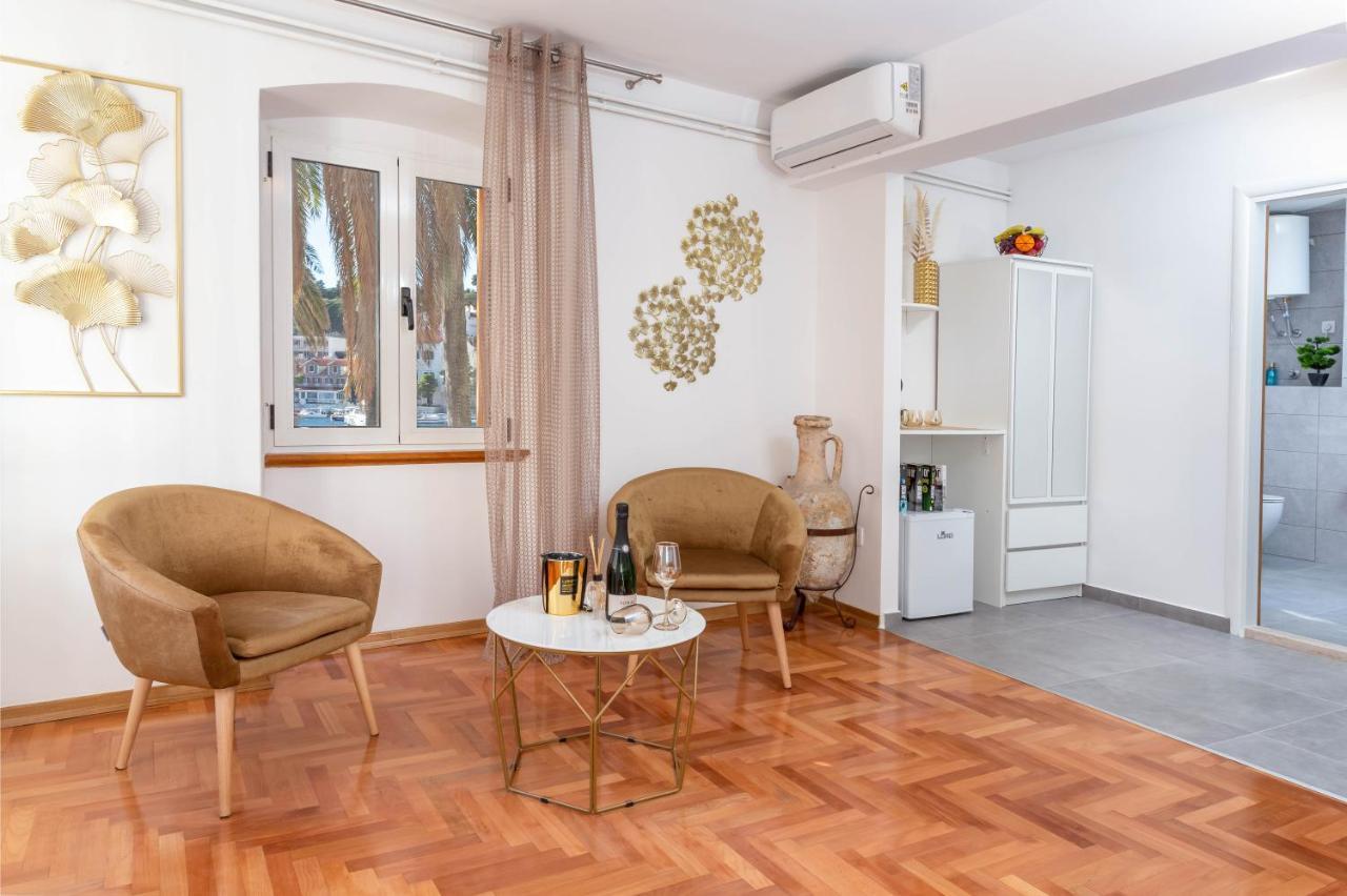 Deluxe Dreamy Room In The Center Of Hvar With Sea View Hvar Town Luaran gambar